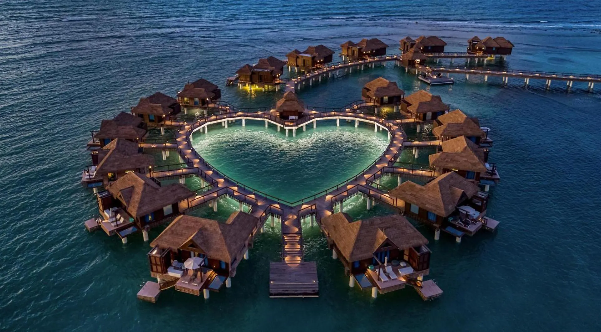 Sandals Royal Caribbean All Inclusive Resort & Private Island - Couples Only Бухта Монтего