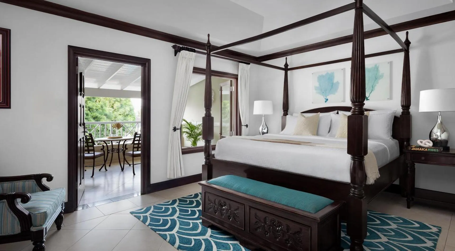 Sandals Royal Caribbean All Inclusive Resort & Private Island - Couples Only Бухта Монтего