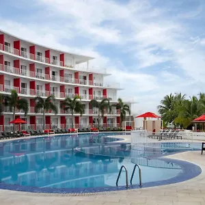 Grand Decameron Cornwall Beach, A Trademark Курортный комплекс